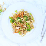 118. Stegt æg nudler